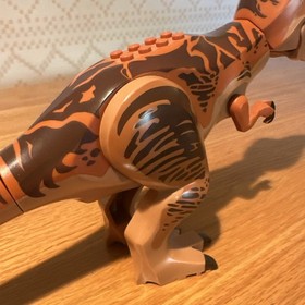 LEGO Jurassic World T. Rex Tyrannosaurus Rex Dinosaur Figure 2010 Tracker 75918