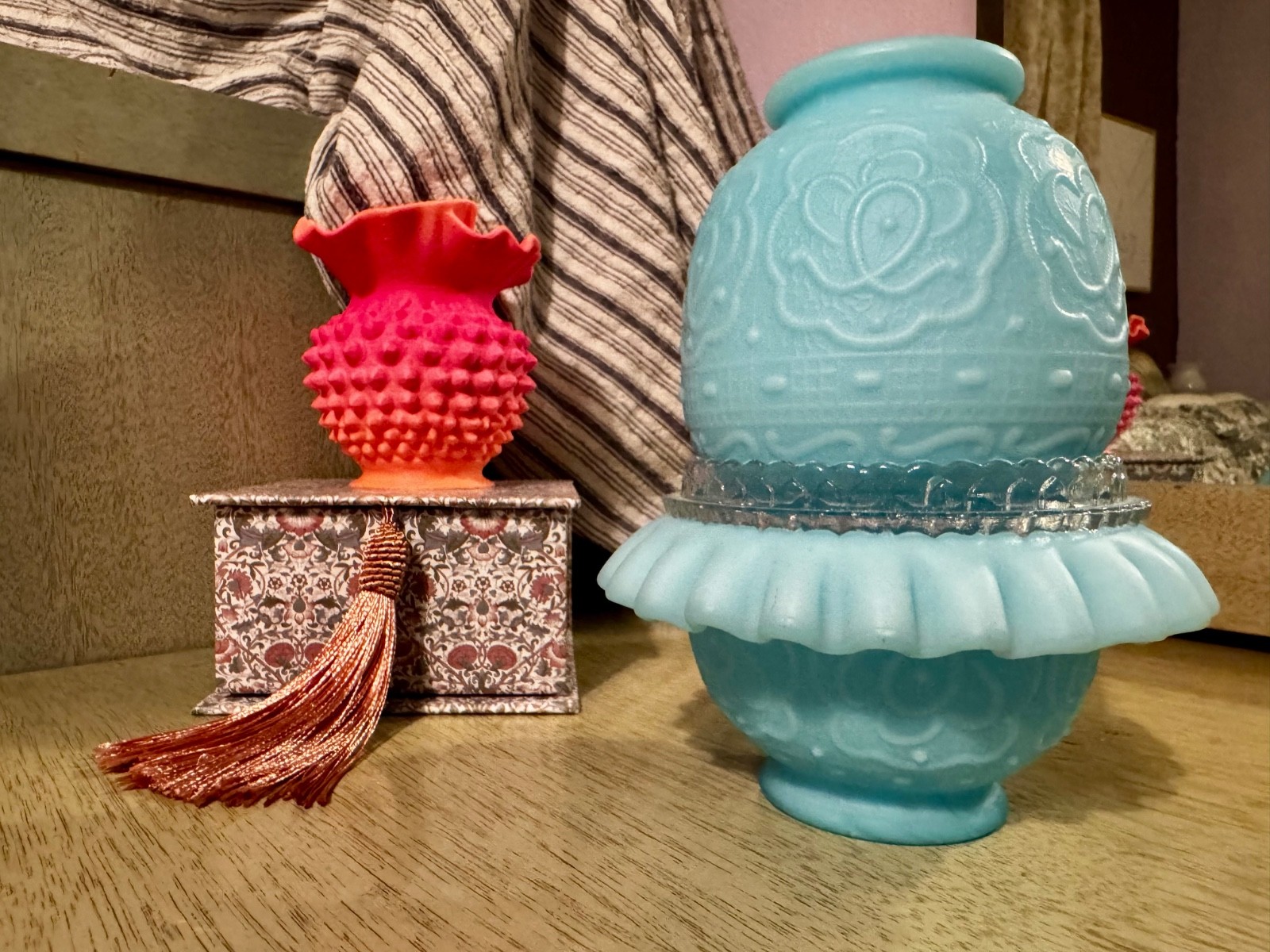 Fenton Cotton Candy Blue Satin Persian Medallion Fairy Lamp - PRISTINE