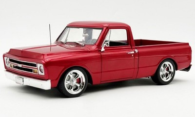 ACME 1967 CHEVROLET C-10 CUSTOM SHOWTIME - A1807222 - FREE SHIPPING