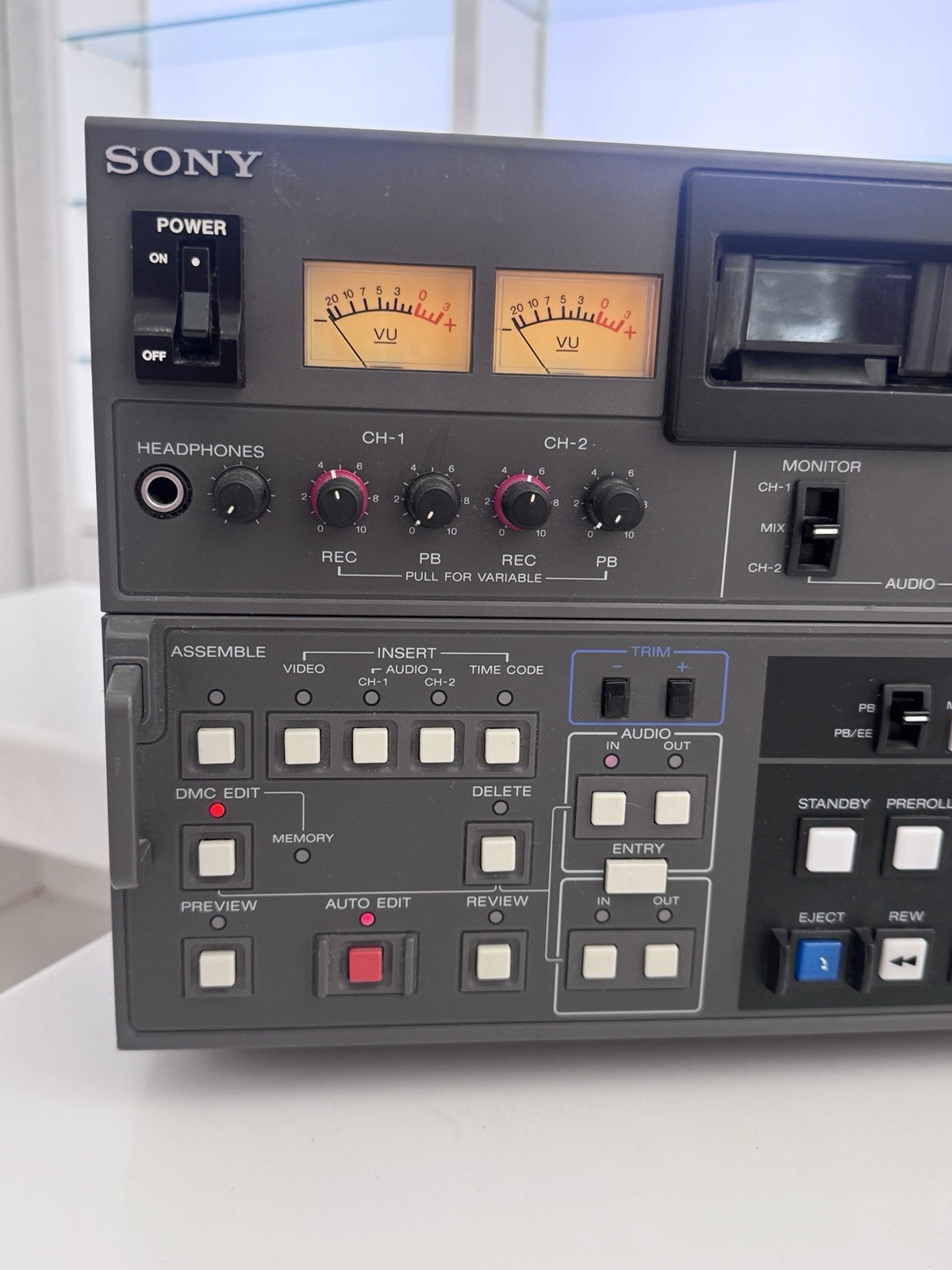 Sony PVW-2800 Betacam SP Videocassette Player/Recorder