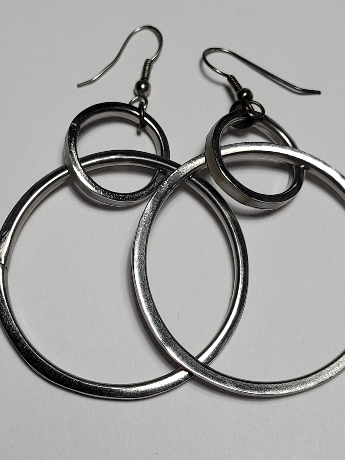 Silver Tone Double Interlocking Circle Hoop Dangl… - image 6