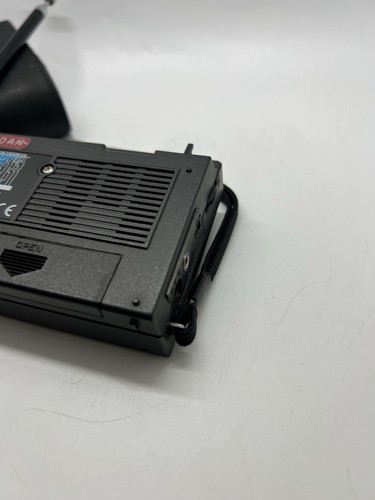 Roberts R101 Radio FM/MW/SW 9 Band Receiver Black Tested With Accessories - Picture 16 of 19