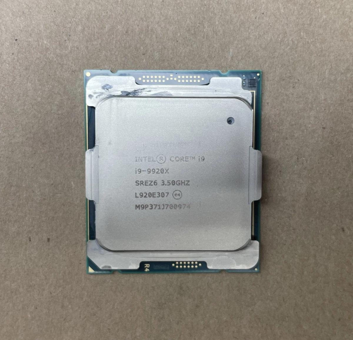 Core i9 X-Series LGA 2066/R4 Socket Type Computer Processors (CPUs