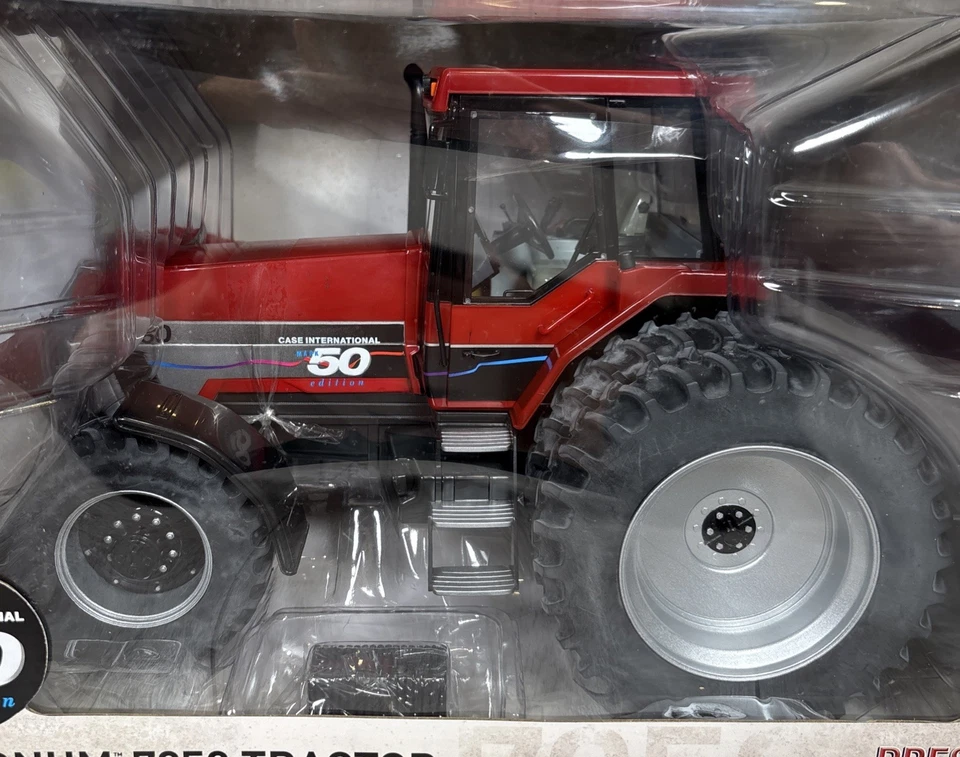 1/16 Ertl CaseIH 7250 Magnum Tractor Mark 50 Edition Prestige Collection DieCast - Image 3 of 4