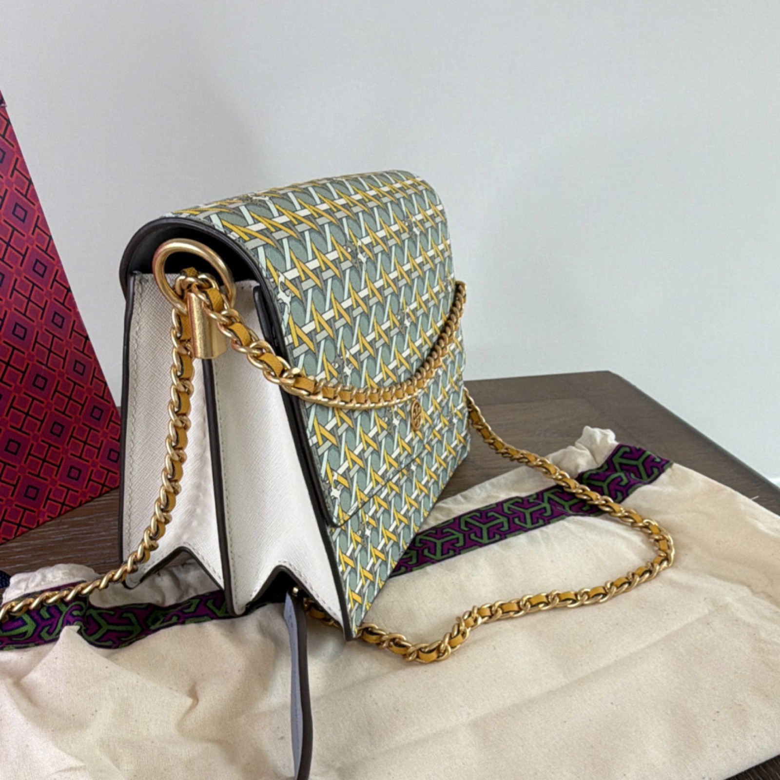 Tory Burch Geometric Pattern Chain Strap Shoulder… - image 10