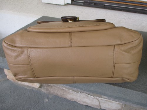 COACH Campbell TAN Beige LEATHER Shoulder HOBO Bag Purse BRASS Buckle 2 Handles - Picture 9 of 20