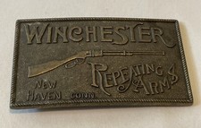VINTAGE 1970s  WINCHESTER REPEATING ARMS  GUN  FIREARM BELT BUCKLE RG11107