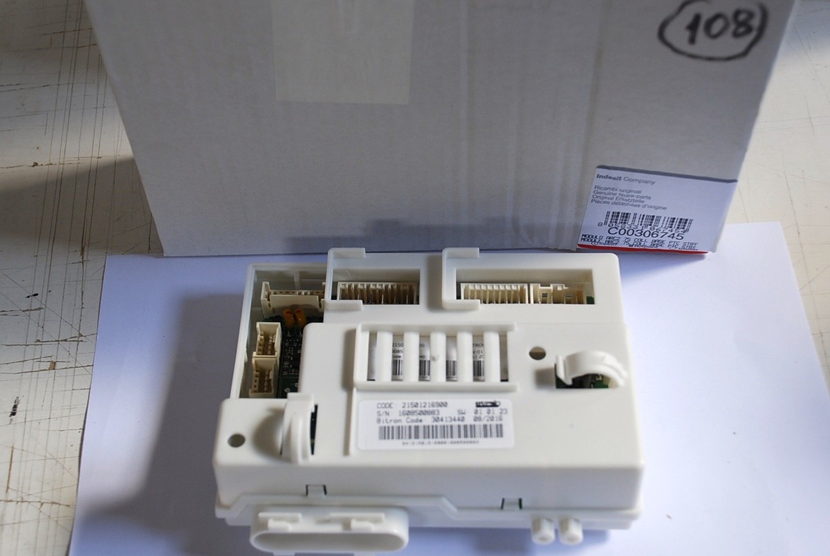 MOD ARC2.75 COLL. BASE PTC STBY HW ED5 INDESIT C00306745 WHIRLPOOL 