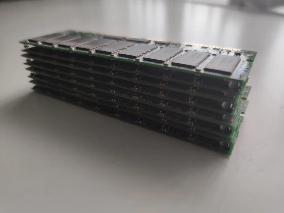 4GB Kit (4x1GB) Kingston PC100R ECC Reg Sdram 100MHz KTC-PRL100/4096 - Image 2 of 4