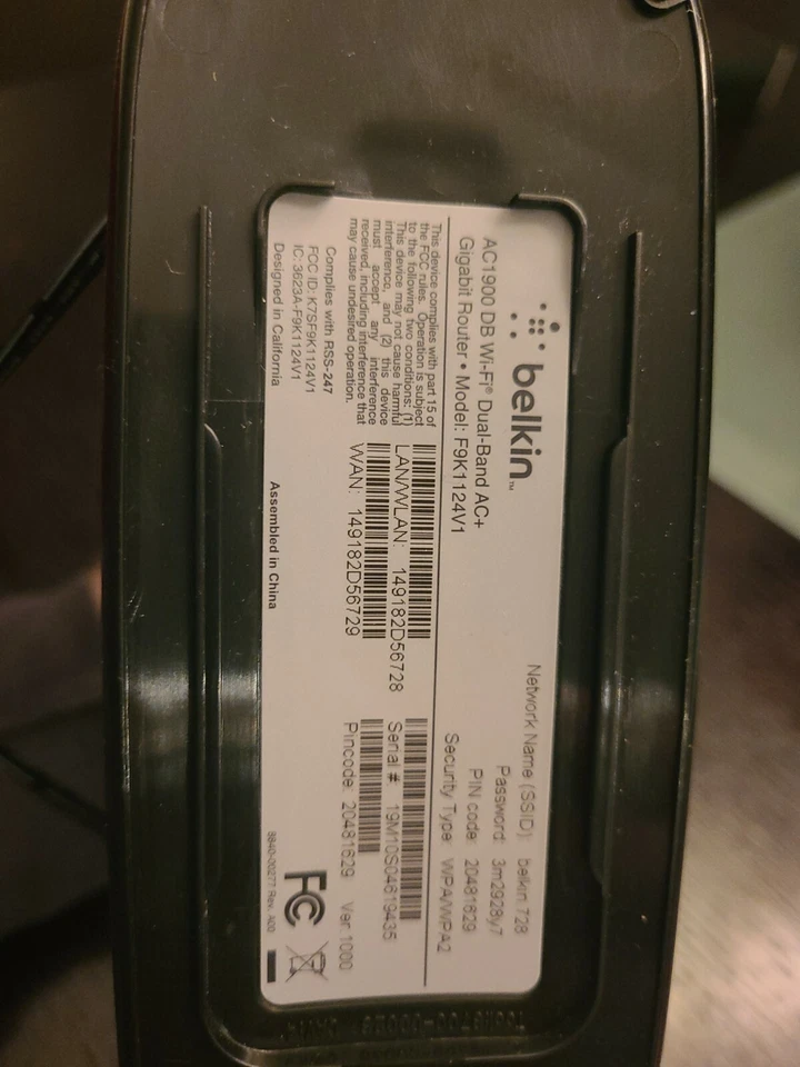 NETGEAR Cable Modem CM500 + Belkin AC1900 Dual Band Router Package - Image 3 of 3