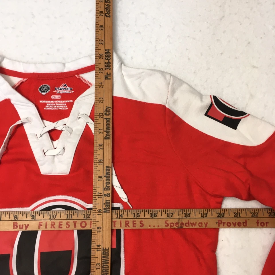Ottawa Senators Sweatshirt Majestic Fleece Lined NHL small pullover laced logo - Image 4 of 4