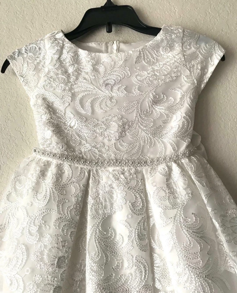 NUEVO CON ETIQUETAS $78 DULCE NIÑOS MARFIL LUJO MALLA BORDADA CON RIBETE DE PERLAS CINTURA-5 Foto 4 de 4