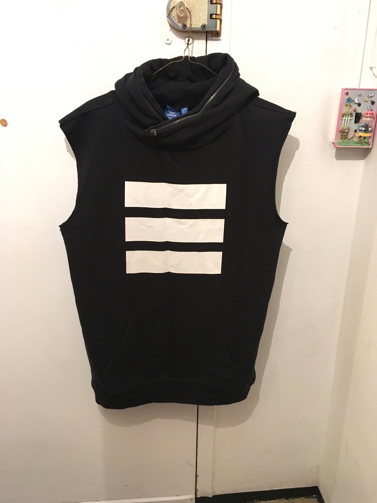 adidas lxxii sweatshirt