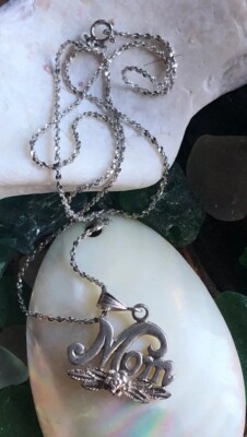 Vintage Sterling Silver ?Mom? Floral Rose Delicate Chain Signed SA 17? Long