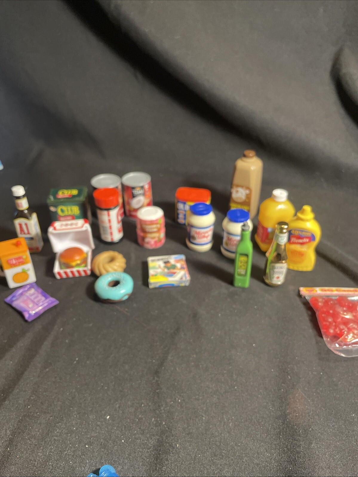 ZURU Mini Brands Lot Of 17 Food Grocery Gold Ketchup