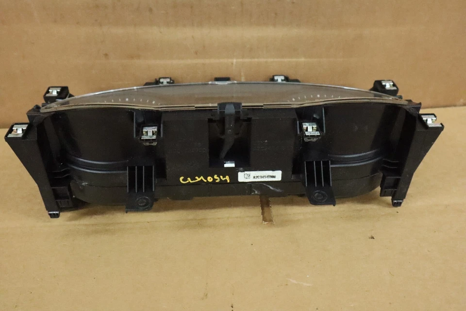 2021 Volkswagen Tiguan Instrument Head Speedometer Gauge Cluster 56,977 Miles - Image 3 of 4