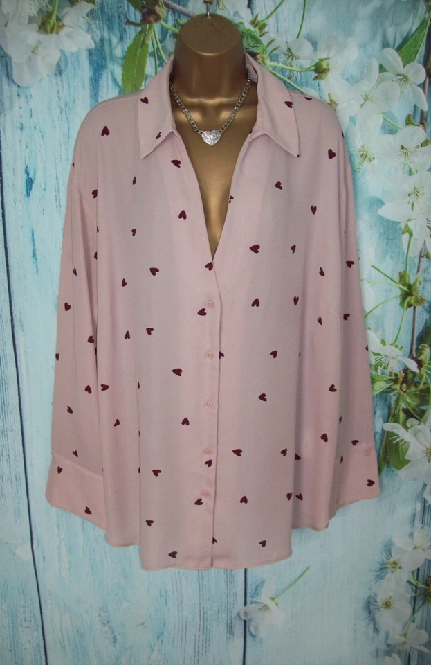 NEW LOOK CURVES TOP PLUS SIZE 22, Pink heart print button through blouse shirt - Image 2 of 4