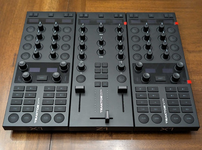 Native Instruments Traktor Bundle 2x X1 MK3 + Z1 MK2 DJ Controllers Used 2 Hours