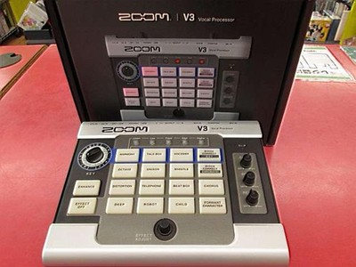ZOOM Model V3