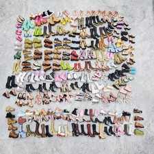 HUGE Vintage Bratz Doll Shoes Lot Boots Heels Sneakers, 121 Pairs, 67 Singles