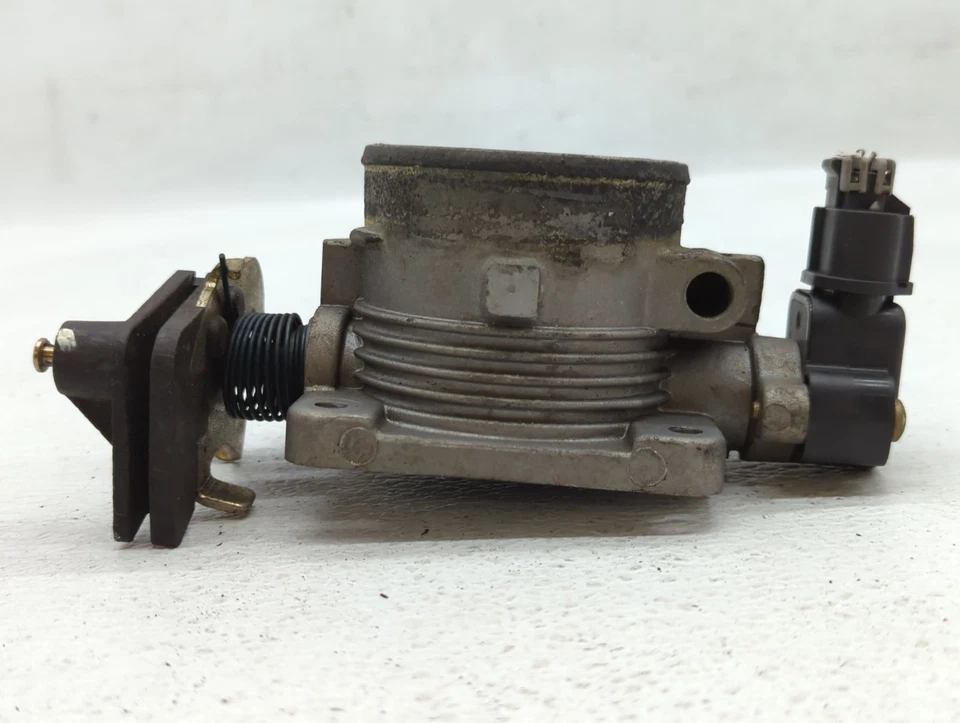 Carrocería del acelerador Lincoln Town Car 1998-2004 HSJBB Foto 4 de 4