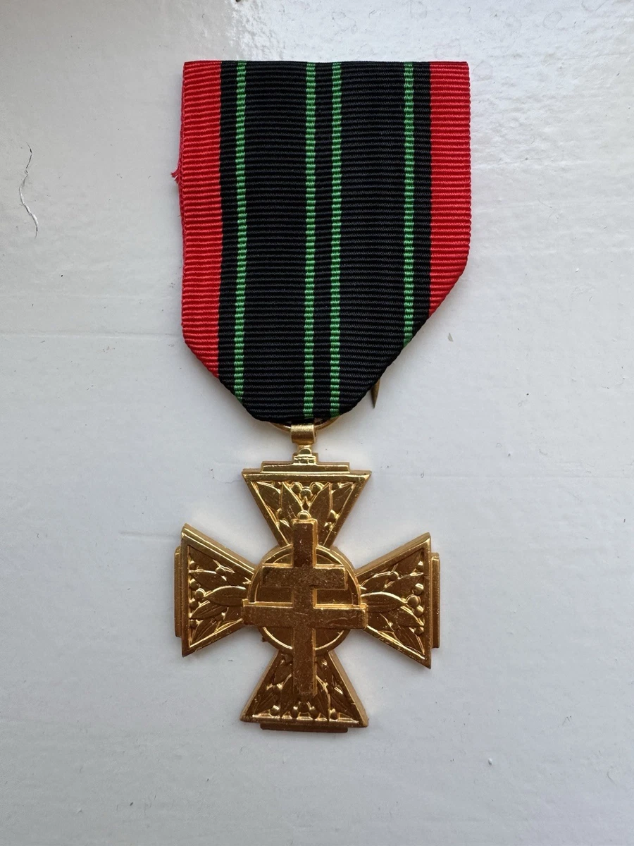 Décoration / Médaille combattant volontaire de la Résistance France