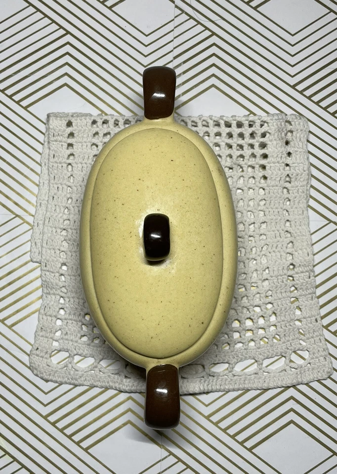 Bikini-Sunshine Yellow by HARMONY HOUSE CHINA SUGAR BOWL w/LID - Image 4 of 4