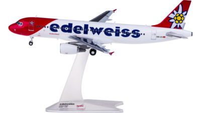 herpa Airbus A320 エデルワイス 1/500 herpa Airbus A320 エデルワイス 1/500 - メルカリ
