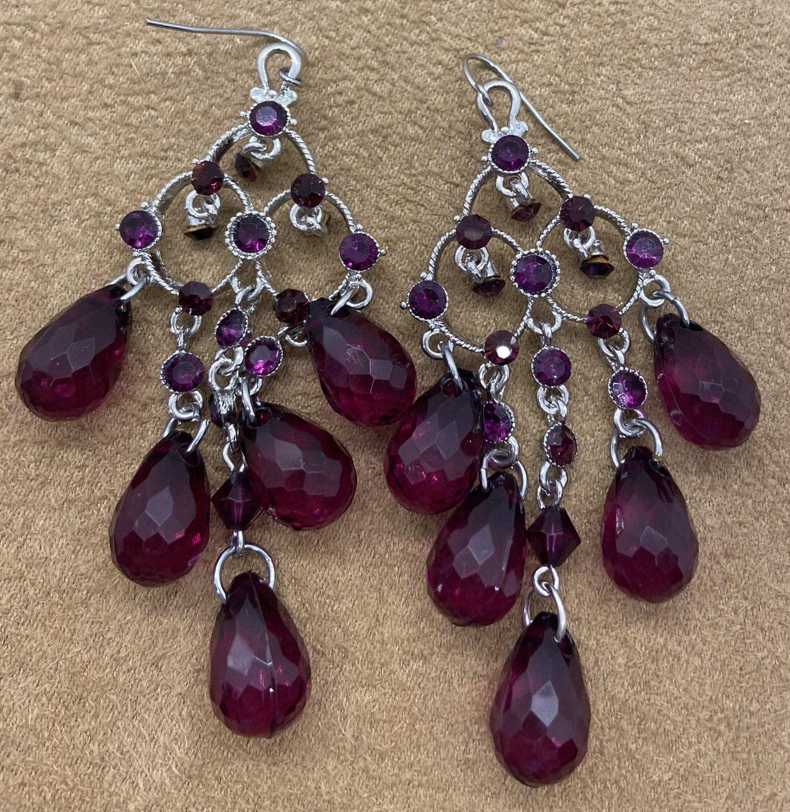 Raspberry colored dangle earrings chandelier type… - image 2