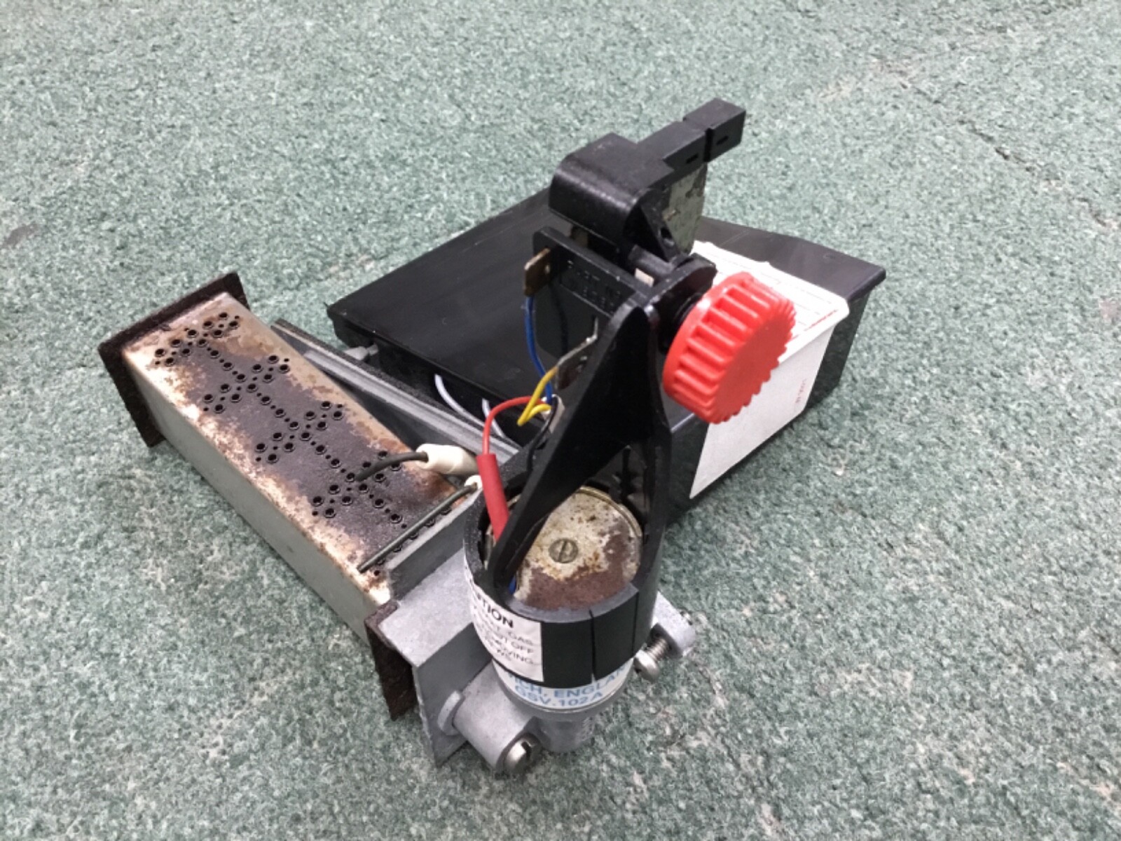 Truma / Carver Cascade 2 water heater Burner Unit (Round socket) eBay