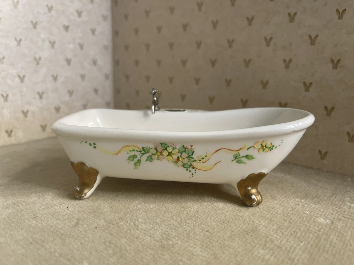 Porcelain tub 2024