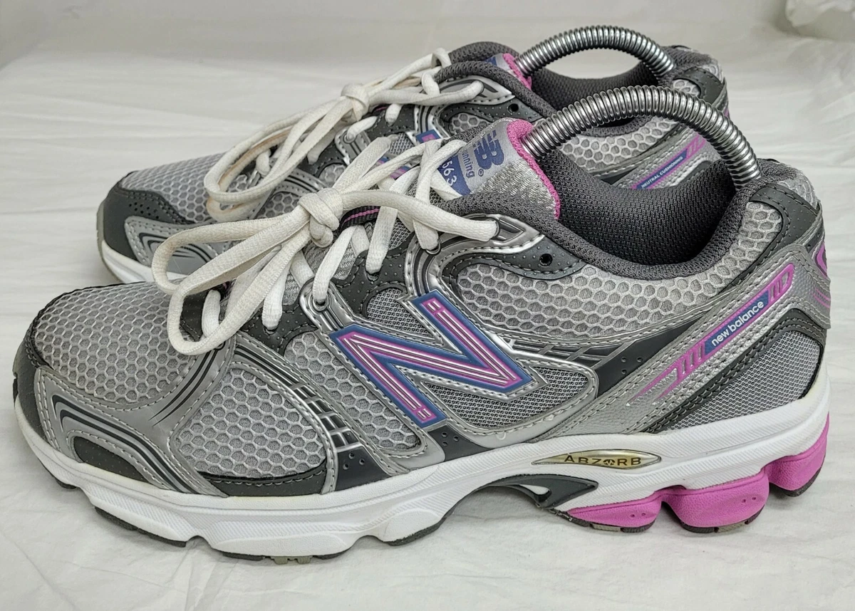 New 563 Pink Blue Running Training Shoes Sneakers Womens Sz 8.5 B |