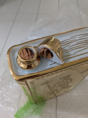 Camus Napoleon Cognac 750ml 金色ブック型 Camus Napoleon Cognac Empty Bottle Golden book-shaped bottle