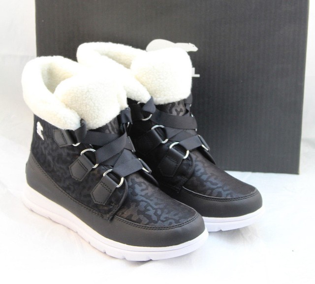sorel women's explorer carnival winter boot