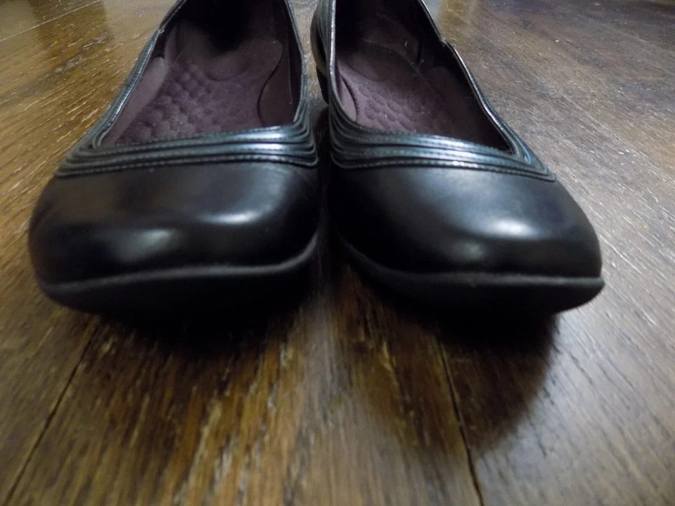 Zapatos cómodos planos de ballet Privo Clarks talla 8 cuero negro ribete metálico Foto 4 de 4