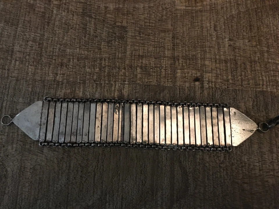 Bracciale Indiano in Argento Fascia larga a maglie Decorazione Floreale - Immagine 3 di 4