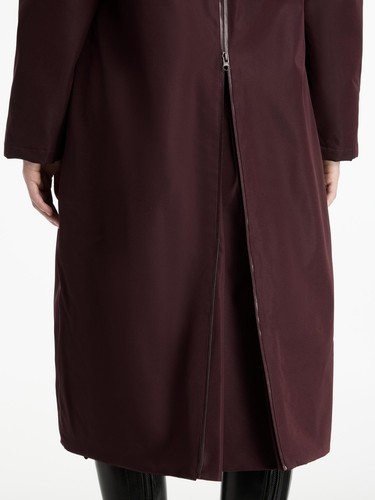 LeMieux All Elements Coat Damsom; Waterproof, Full Length, Fleece Lining - Picture 7 of 8