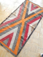 ANTIQUE NAVAJO c1920 RUG WEAVING - GREAT COLORS + AN EYE DAZZLING DESIGN !