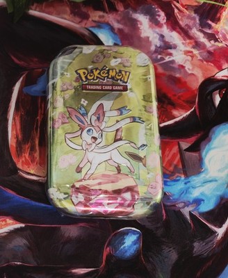 Pokèmon Prismatic Evolutions Mini Tin