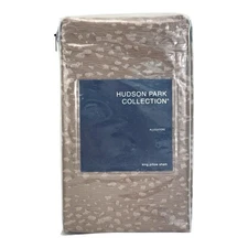 Hudson Park Allegatore KING Sham RUST