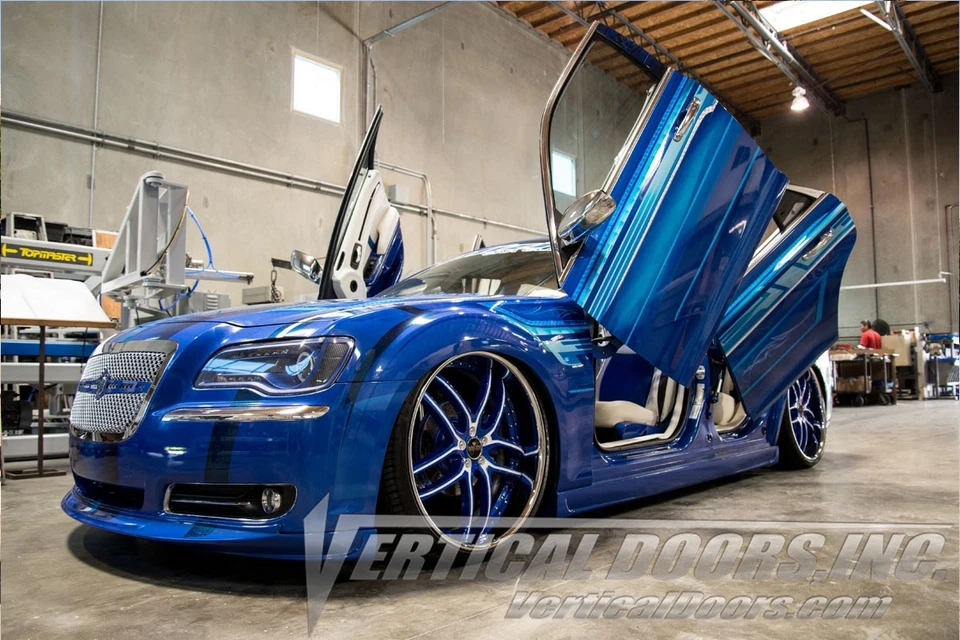 Chrysler 300 2011-2023 portas verticais INC kit de porta lambo - Imagem 2 de 4