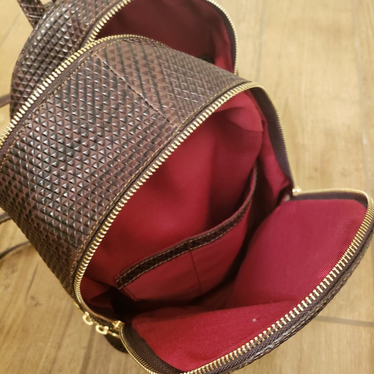 VALENTINA Made in Italy Red Leather Double Entry Convertible Bag Backpack. NWT VALENTINA Italian Red leather backpack | Mercari main image 2