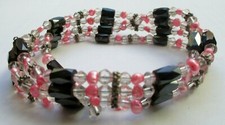 Bracelet Magnétique Perles Hématites Rose Et Noir - Bijou Rétro Fantaisie Pour Femme