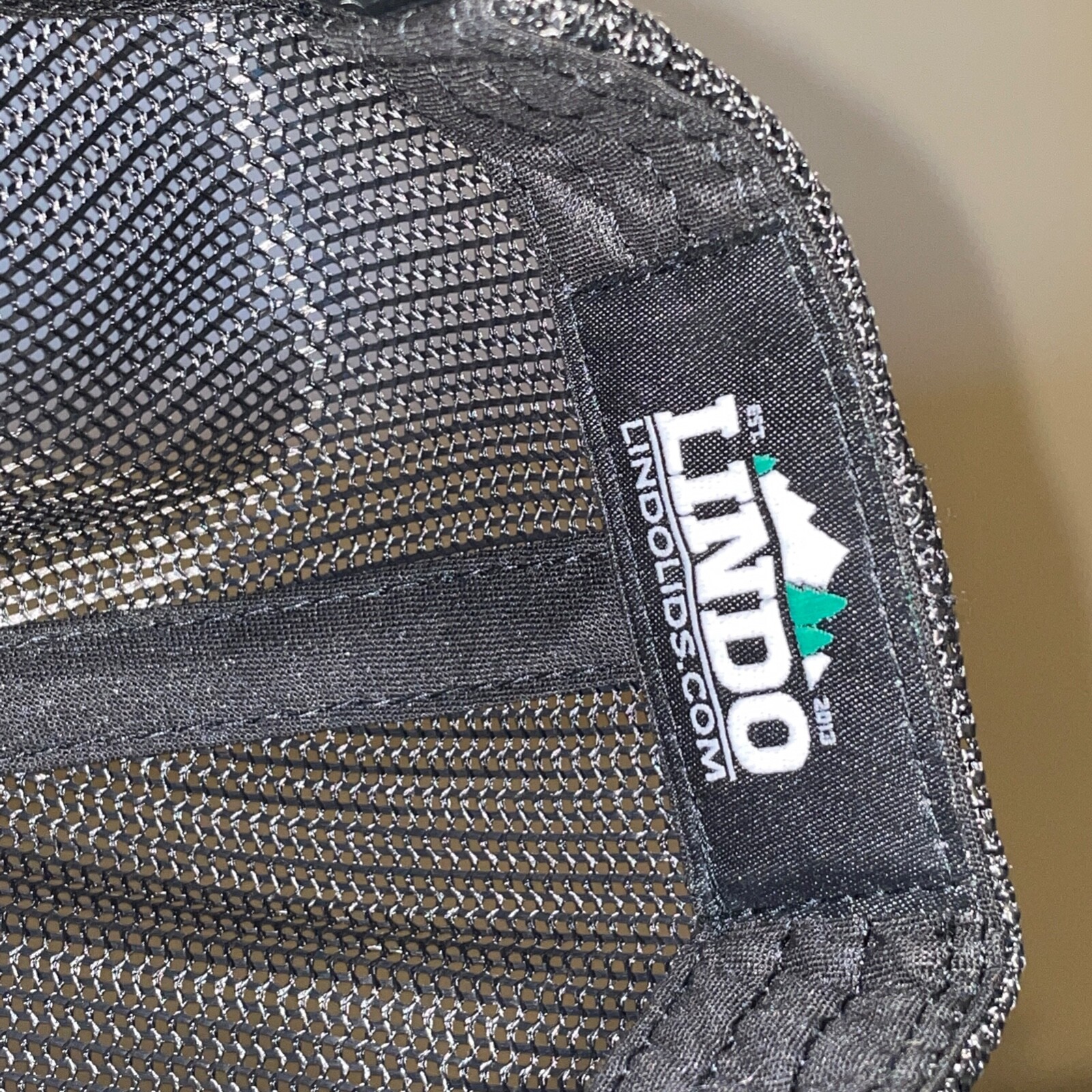 EUC LINDO LIDS Trucker Hat Go Outdoors Black Camo Mesh Snapback Adjustable Adult