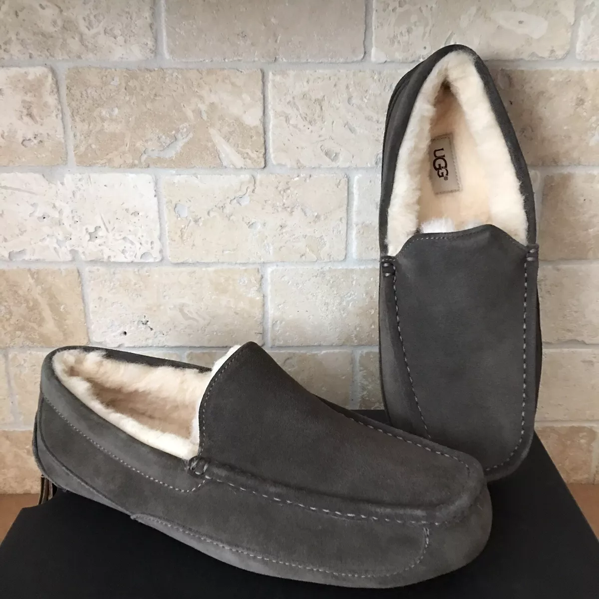 UGG ASCOT CHARCOAL GREY SUEDE SHEEPSKIN SLIPPERS MOCCASINS SHOES