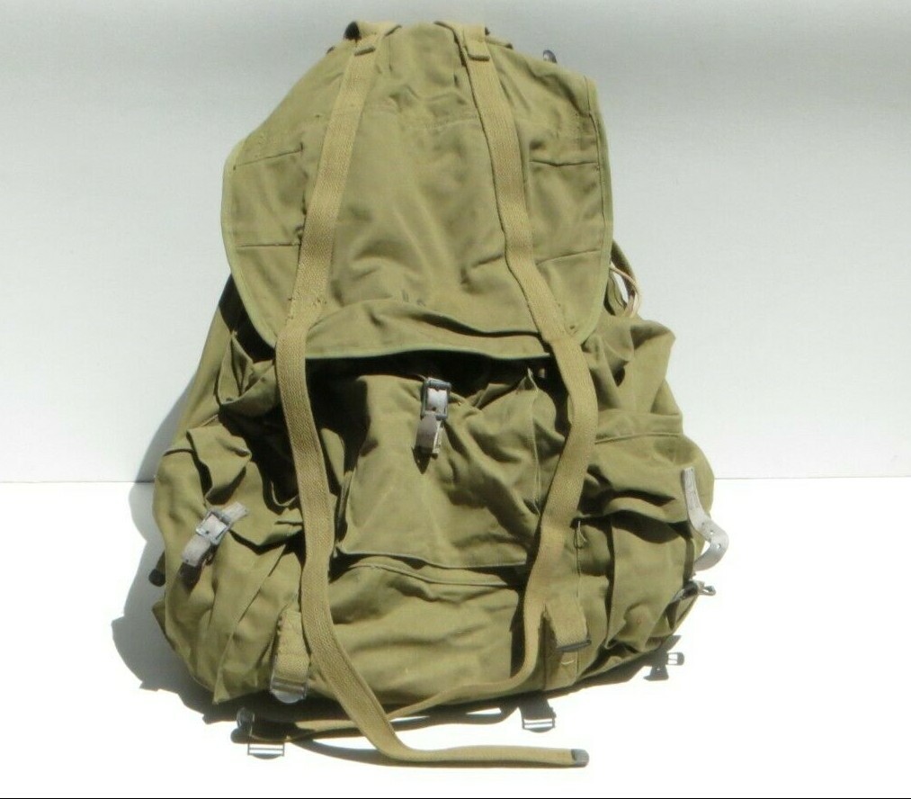 Vintage 1942s WW2 US Army Military Field Backpack Rucksack Vintage 1942s WW2 US Army Military Field Backpack Rucksack
