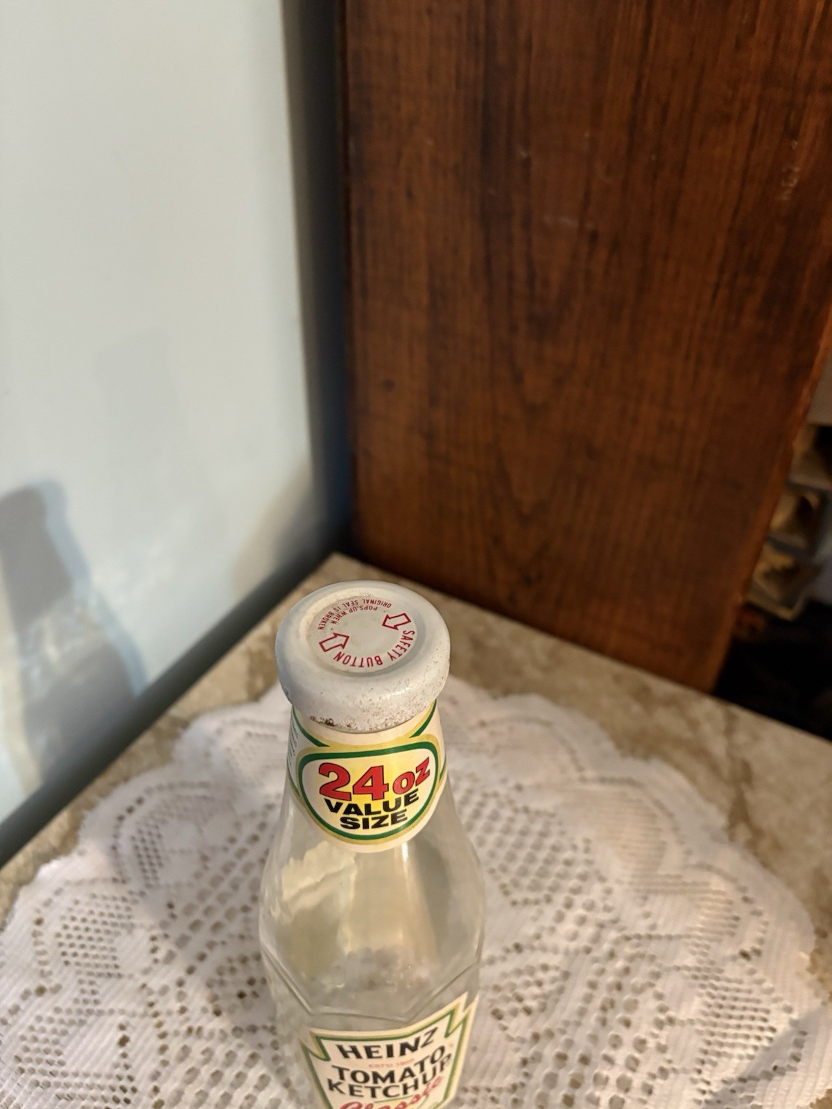 Vintage Heinz Tomato Ketchup - 24 Oz. Classic Glass Bottle With Cap - 1990’s