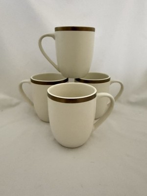 4 Thyme And Table Stoneware Beige Gold Trimmed Coffee Tea Mugs New