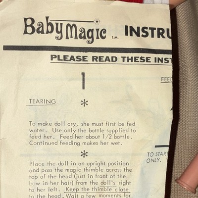 Deluxe Reading Baby Magic Crying Doll 18in w/ Clothes & Instructions