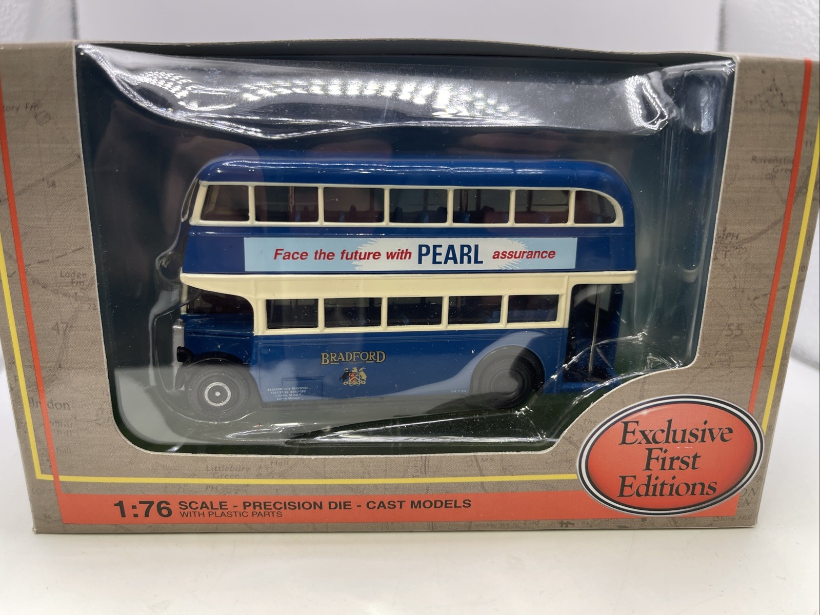 EFE 16124 Leyland PD2 Bradford City 1/76 scale Mint